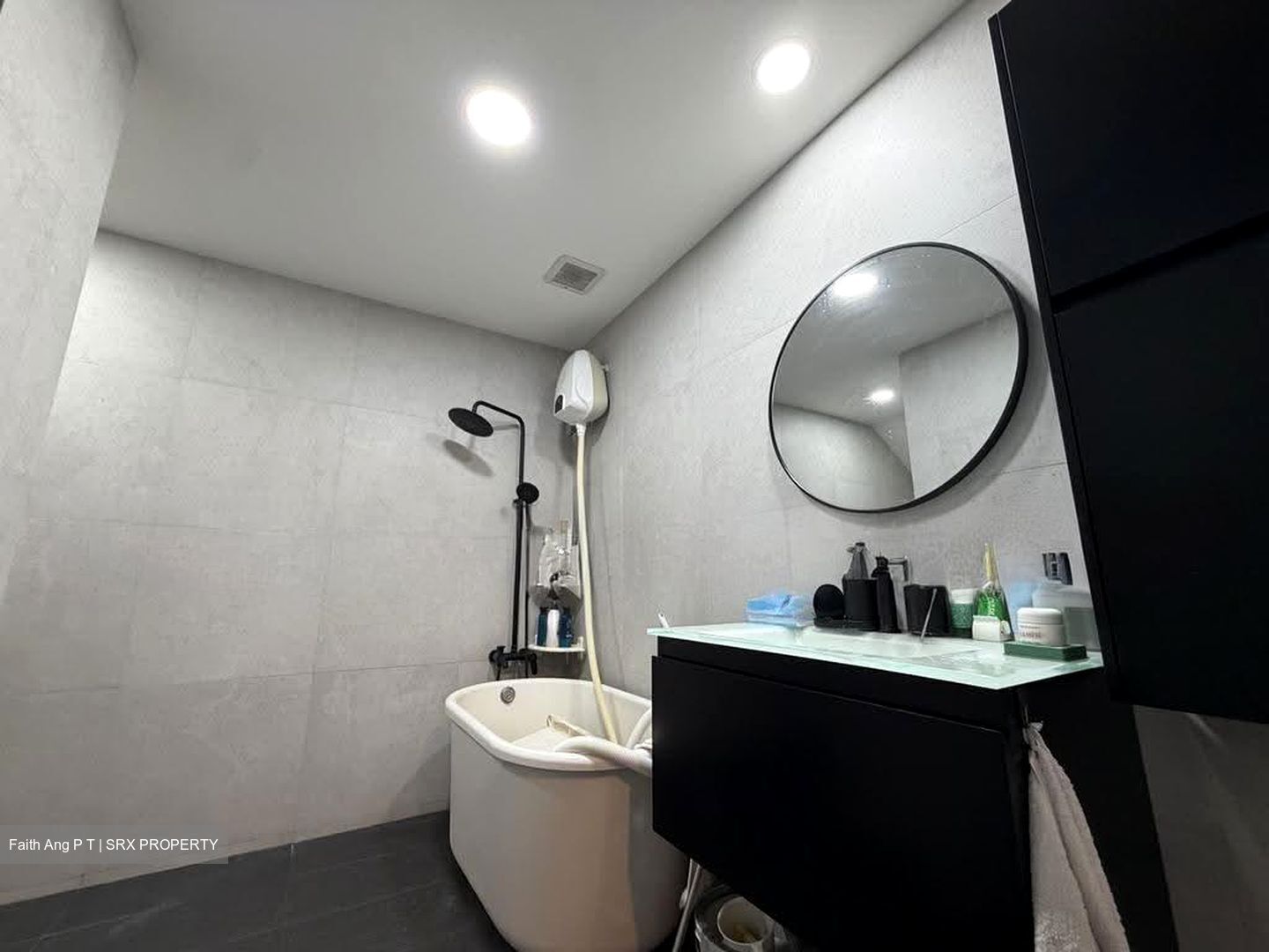 Nanyang Park (D19), Terrace #624897061
